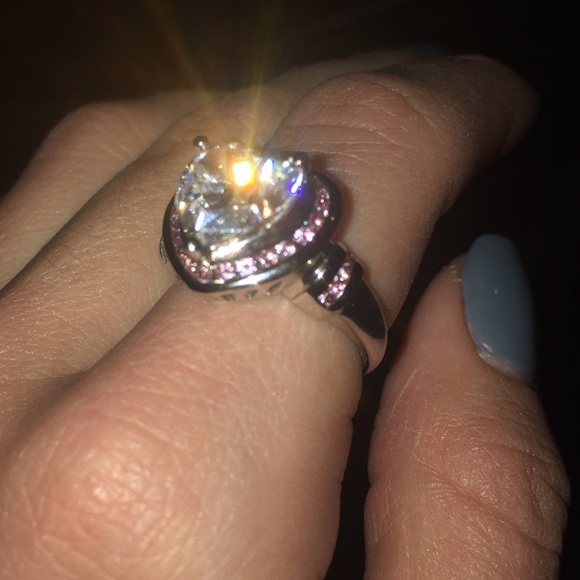 Sterling silver heart ring - Picture 5 of 5